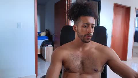 Snapshot of kaurilop chatting on 12/28/24, 07:54 Kauri Lop online show from 12/28/24, 07:54