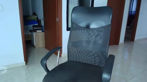 Kauri Lop online show from 12/28/24, 10:55