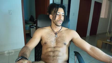 Snapshot of kaurilop chatting on 01/04/25, 02:46 Kauri Lop online show from 01/04/25, 02:46