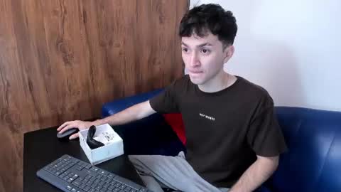 kavencastro online show from 06/11/26, 03:26
