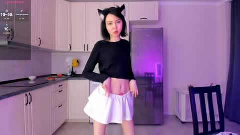 mai online show from 05/19/26, 02:56