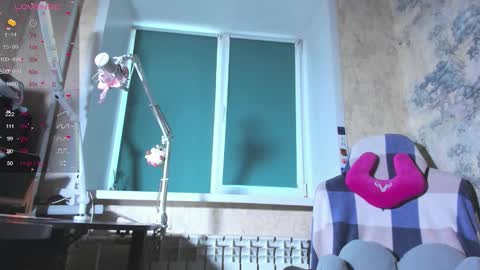 Kira-chan  online show from 09/12/25, 10:04