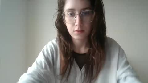 Snapshot of kawaii_snowflake chatting on 02/14/26, 12:46 kawaii snowflake online show from 02/14/26, 12:46