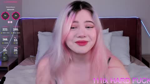 Snapshot of kawaii_yuki chatting on 01/13/25, 08:37 Yuki online show from 01/13/25, 08:37