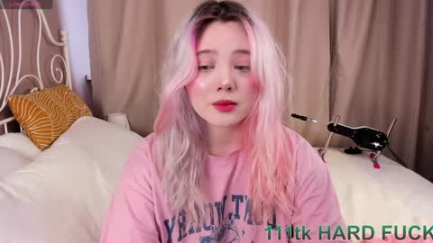 Snapshot of kawaii_yuki chatting on 01/19/25, 08:39 Yuki online show from 01/19/25, 08:39