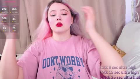 Snapshot of kawaii_yuki chatting on 01/27/25, 09:02 Yuki online show from 01/27/25, 09:02