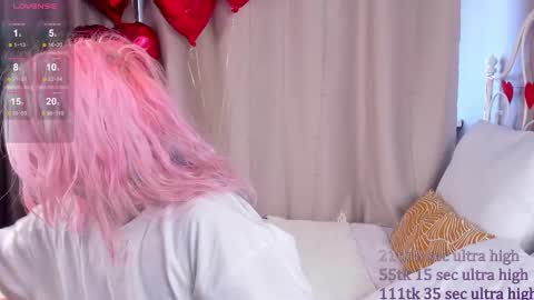 Snapshot of kawaii_yuki chatting on 02/14/25, 08:42 Yuki online show from 02/14/25, 08:42