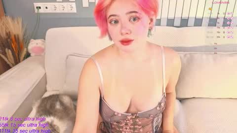 Snapshot of kawaii_yuki chatting on 10/11/25, 05:17 Yuki online show from 10/11/25, 05:17