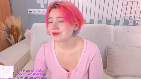 Snapshot of kawaii_yuki chatting on 10/17/25, 05:32 Yuki online show from 10/17/25, 05:32