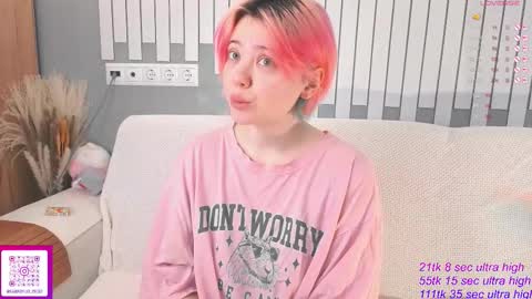 Snapshot of kawaii_yuki chatting on 11/03/25, 07:42 Yuki online show from 11/03/25, 07:42