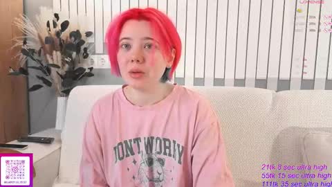 Snapshot of kawaii_yuki chatting on 11/07/25, 06:46 Yuki online show from 11/07/25, 06:46