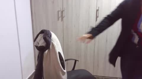  Khawit  online show from 02/26/25, 05:17