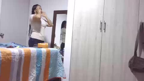  Khawit  online show from 09/17/25, 01:13