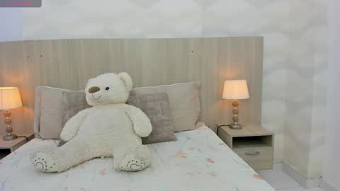   online show from 02/24/25, 11:32