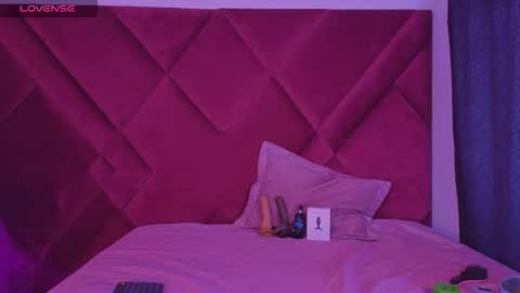 Snapshot of kayalstone chatting on 10/26/25, 02:39 Cattleya stone online show from 10/26/25, 02:39