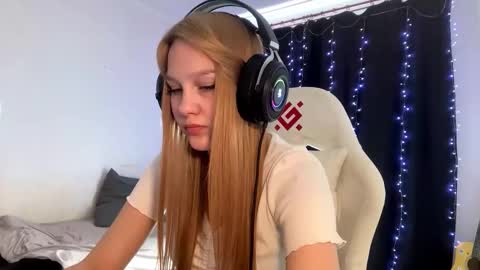 Amia online show from 02/25/26, 05:39