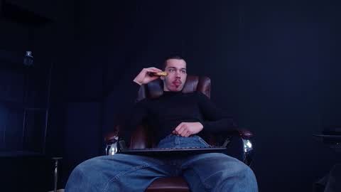 Snapshot of kaydendrew chatting on 12/18/25, 05:46 KaydenDrew online show from 12/18/25, 05:46