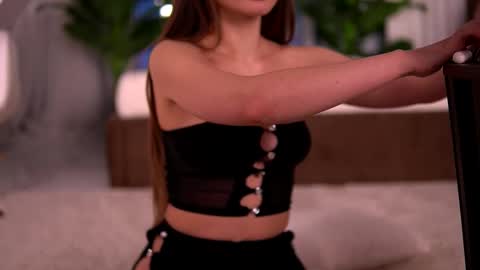 kaylabray online show from 02/11/26, 05:23