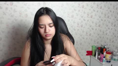 Snapshot of kaylak18x chatting on 09/23/25, 07:11 Kayla online show from 09/23/25, 07:11