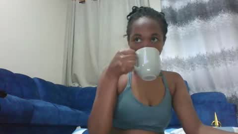 Snapshot of kaylar005 chatting on 02/03/26, 05:38 kaylar online show from 02/03/26, 05:38