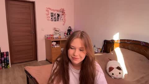 Nyelle online show from 05/16/26, 02:27