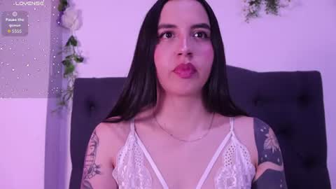 kaylee_lee online show from 06/15/26, 04:04