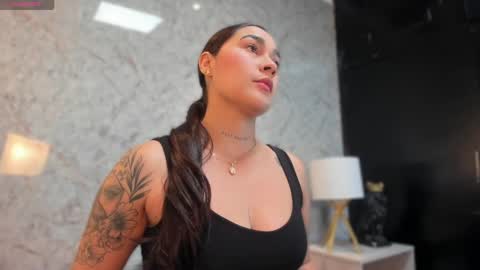 kaylee_scott_ online show from 04/01/26, 12:06