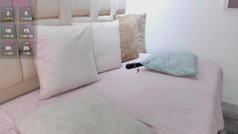 kaylee_scott_ online show from 05/19/26, 08:15