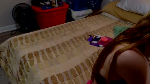 Snapshot of kayleekakesnslim chatting on 06/09/26, 07:58 kaylee kakes online show from 06/09/26, 07:58