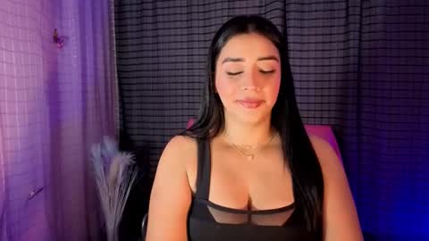 Kaylee online show from 12/17/25, 05:41