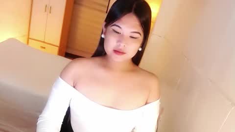 Y O U R        F U T U R E       K A Y L E E  online show from 10/13/25, 07:25