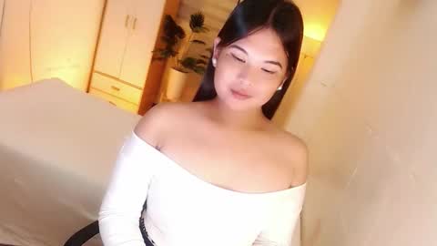 Y O U R        F U T U R E       K A Y L E E  online show from 10/29/25, 08:38