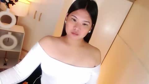 Y O U R        F U T U R E       K A Y L E E  online show from 03/08/26, 06:01