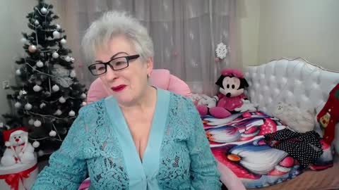 kaylesmoll online show from 01/04/25, 07:13