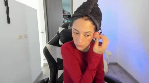 kaylie online show from 02/12/26, 02:45