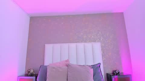 kayliebrooks online show from 04/17/26, 07:06