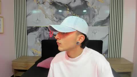 kayn_333 online show from 06/02/26, 04:58