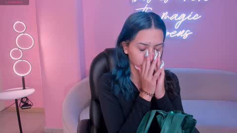 Kay online show from 02/03/26, 03:59