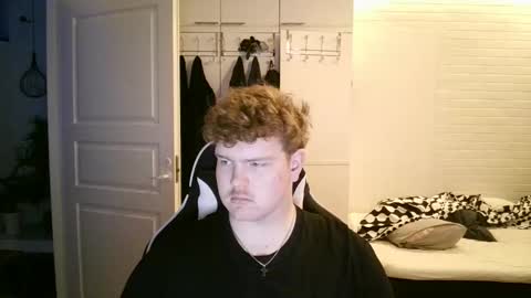 Aatu online show from 12/01/25, 08:30