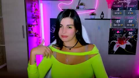 Snapshot of kayworl chatting on 10/01/25, 12:44 kayworl online show from 10/01/25, 12:44