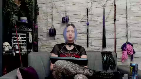 Miss Kazia online show from 01/10/26, 01:07