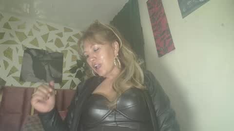 KAZSANDRAH online show from 09/21/25, 04:47