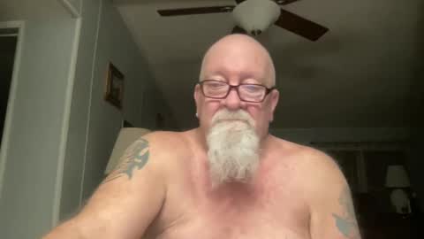 Snapshot of kcbace61760 chatting on 03/01/25, 01:22 kcbace61760 online show from 03/01/25, 01:22