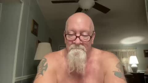 Snapshot of kcbace61760 chatting on 10/14/25, 12:33 kcbace61760 online show from 10/14/25, 12:33