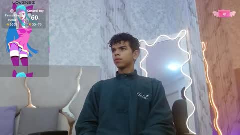 Snapshot of keahi_tay chatting on 02/28/26, 11:33 keahi online show from 02/28/26, 11:33