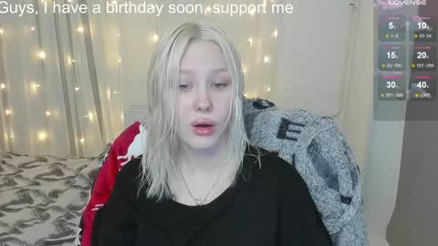 Seb Polly Roxy Jonny online show from 02/07/25, 02:40