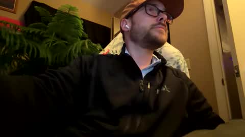 Snapshot of keegancheese chatting on 02/23/26, 01:14 Tom online show from 02/23/26, 01:14