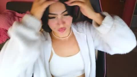 keeiity_moon online show from 04/25/26, 01:52