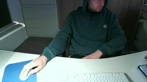 Snapshot of keevo89 chatting on 01/12/26, 08:19 MargieKeith online show from 01/12/26, 08:19