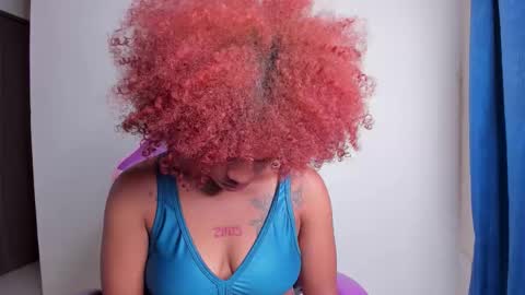 Snapshot of kehlanibrown chatting on 09/13/25, 01:16 kehlanibrown online show from 09/13/25, 01:16